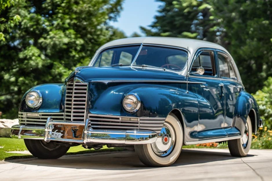 1946 Packard Eight sold for $19,200