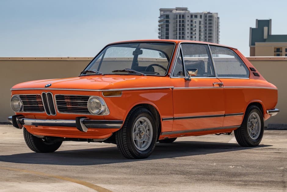 1972 BMW 02 Series Touring sold for $26,202