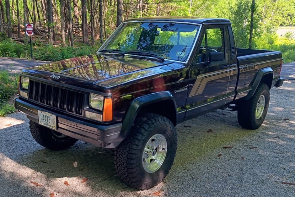 1989 Jeep Pickup sold for $20,000