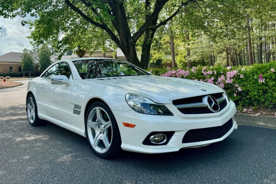 2011 Mercedes-Benz R230 SL sold for $28,000