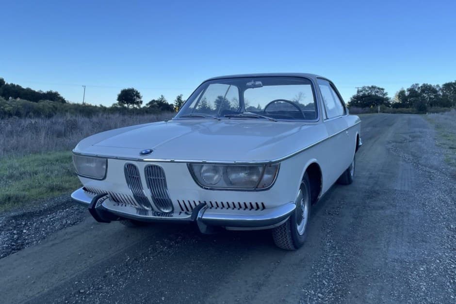 1967 BMW 2000C & 2000CS sold for $10,250