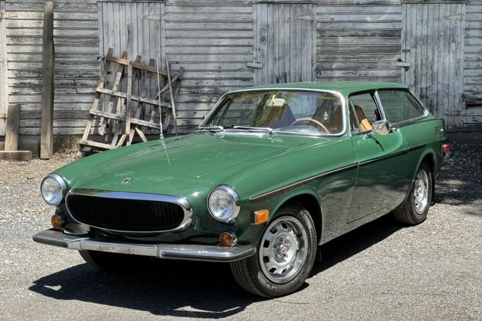 1972 Volvo 1800ES sold for $12,250