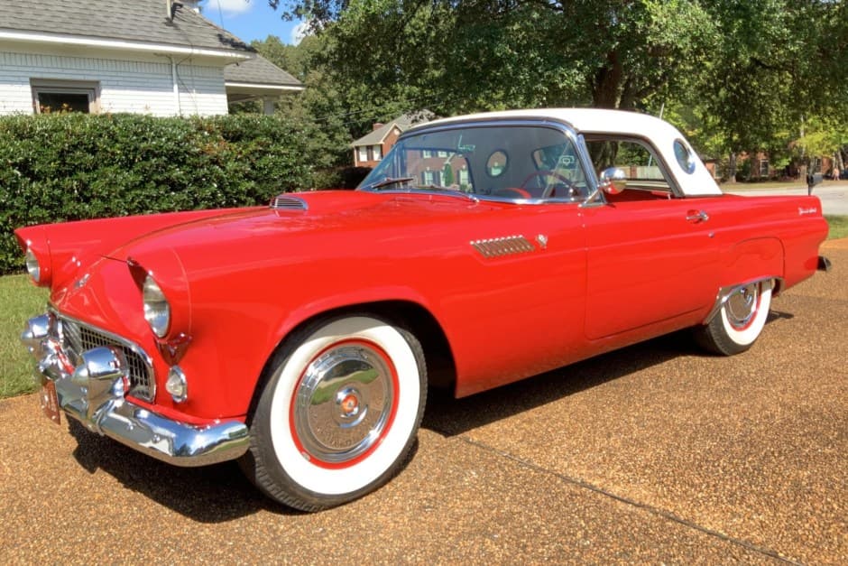 1955 Ford Thunderbird (1955-1957) sold for $25,750