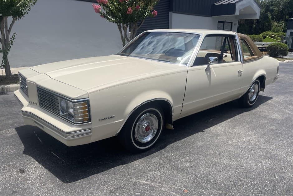 1980 Pontiac Tempest / LeMans sold for $6,100