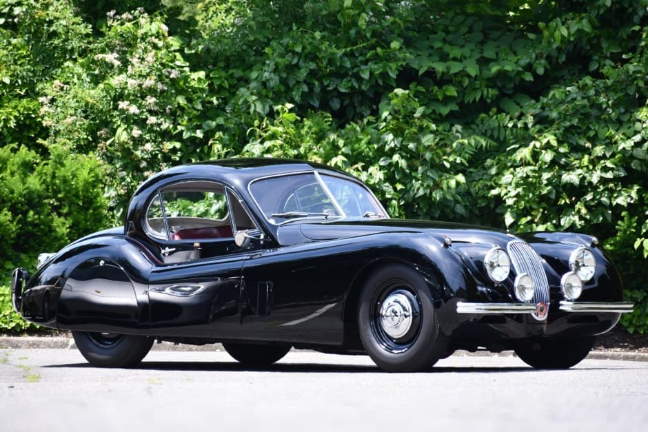 1952 Jaguar XK120 sold for $75,000