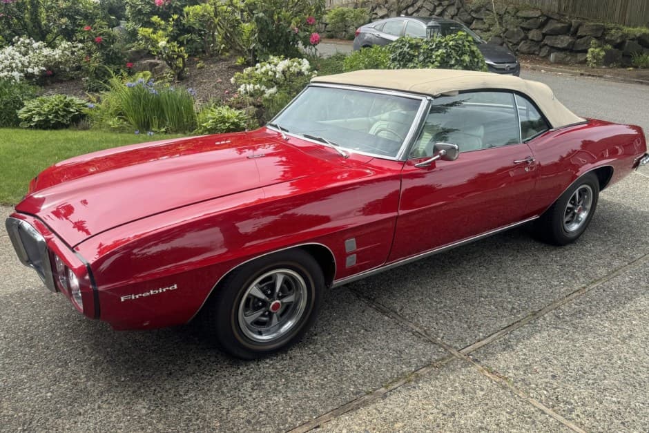 1969 Pontiac Firebird (1967-1969) sold for $27,500