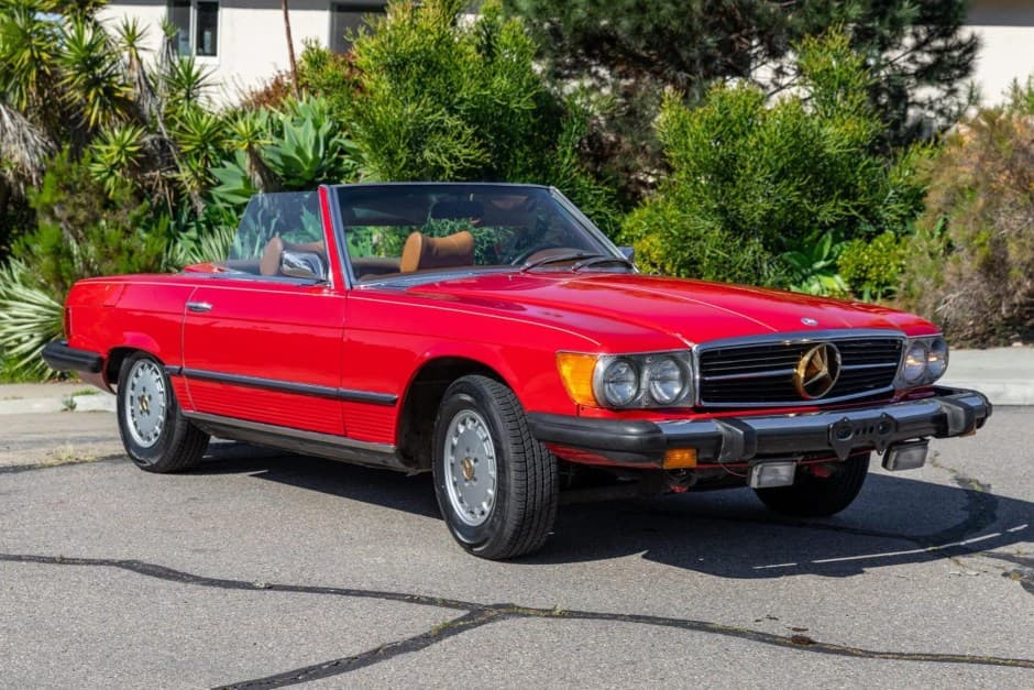 1974 Mercedes-Benz R107 SL sold for $7,500