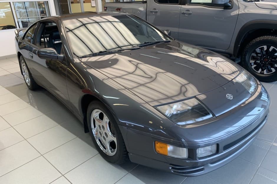1991 Nissan Z32 300ZX sold for $30,750