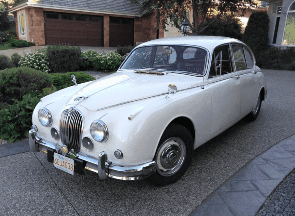 1960 Jaguar Mk II sold for $40,000