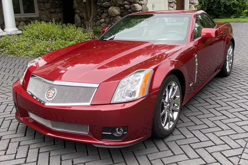 2009 Cadillac XLR sold for $82,000