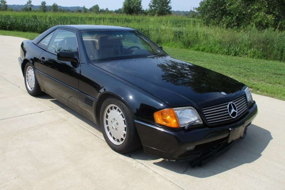 1990 Mercedes-Benz R129 SL sold for $8,800