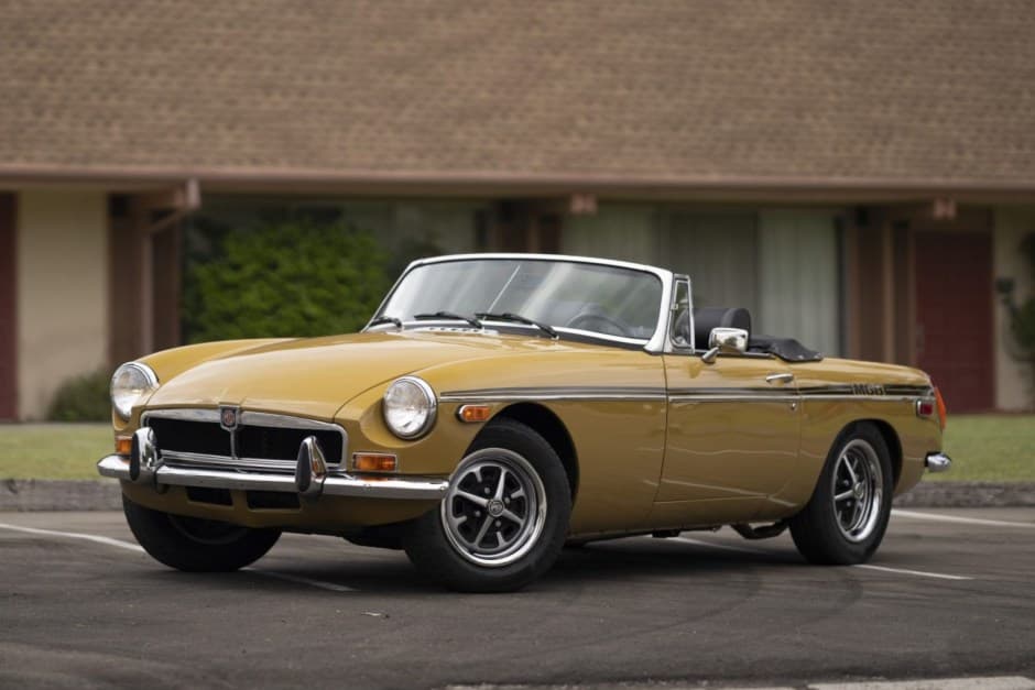 1974 MG MGB sold for $20,500