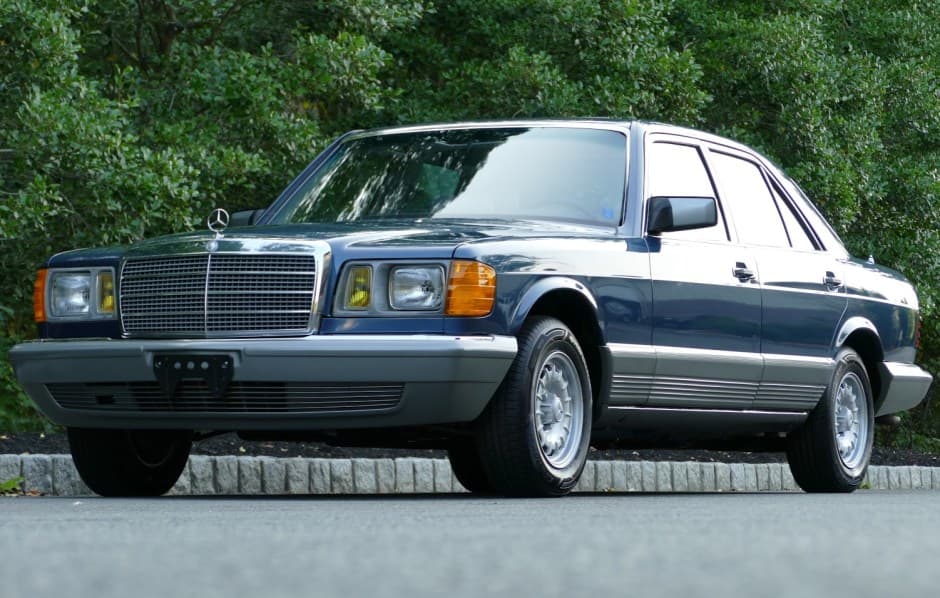 1983 Mercedes-Benz W126 S-Class sold for $55,500