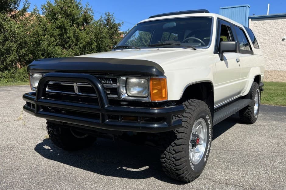 1989 Toyota 4Runner (N60) sold for $20,000