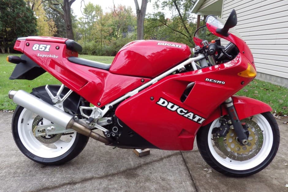 1990 Ducati 851 sold for $22,666