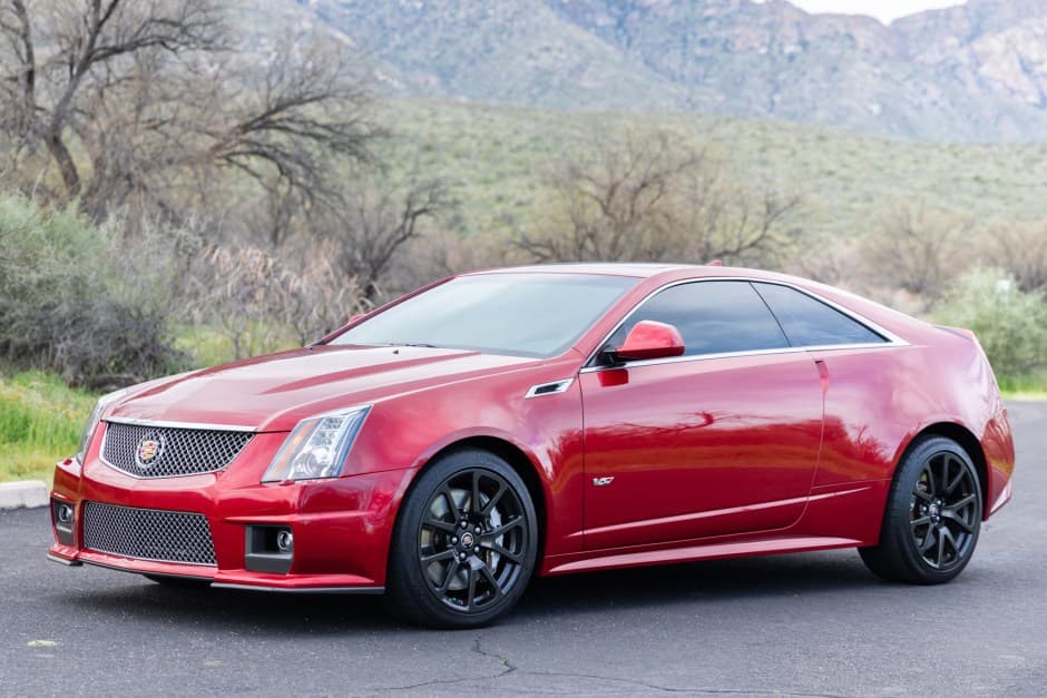 2011 Cadillac CTS & CTS-V sold for $33,000