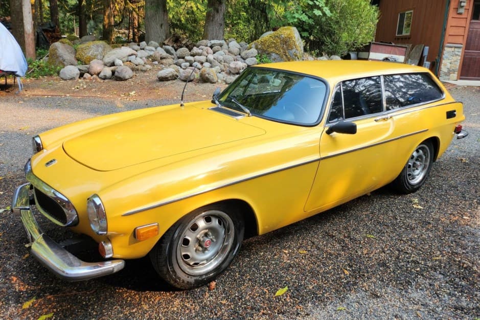 1973 Volvo 1800ES sold for $10,000
