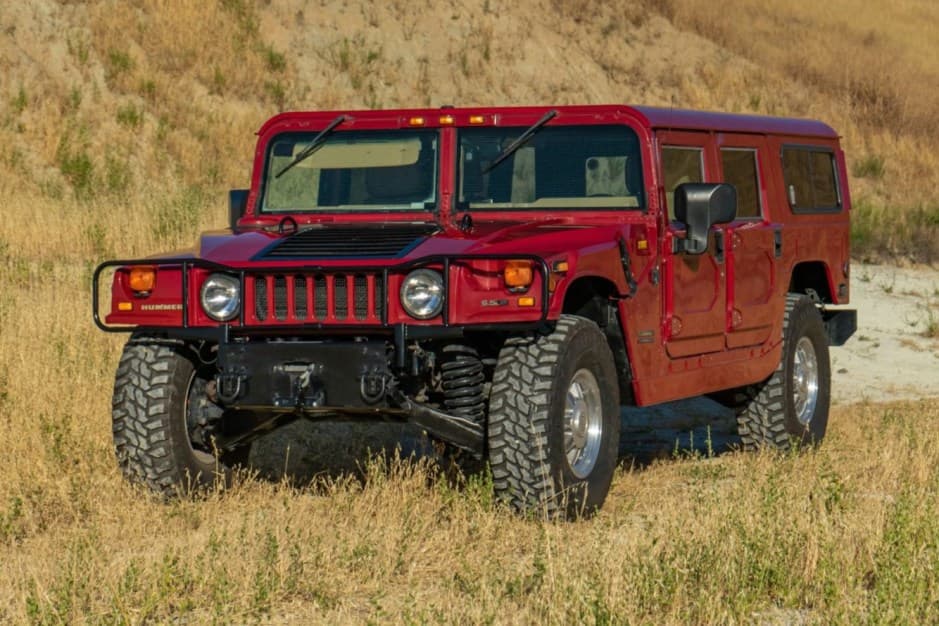 2001 Hummer H1 sold for $77,000