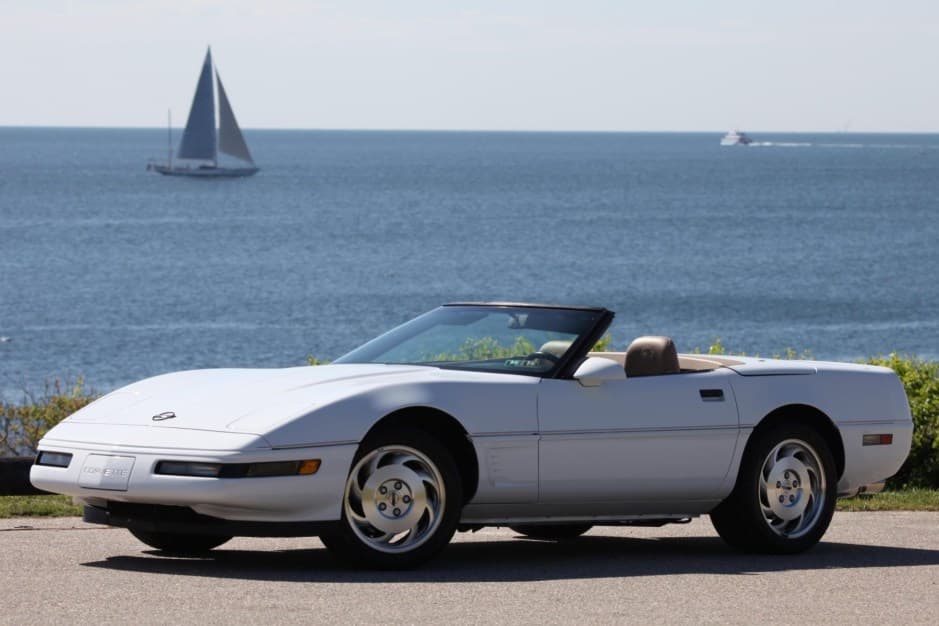 1995 Chevrolet Corvette C4 sold for $18,756