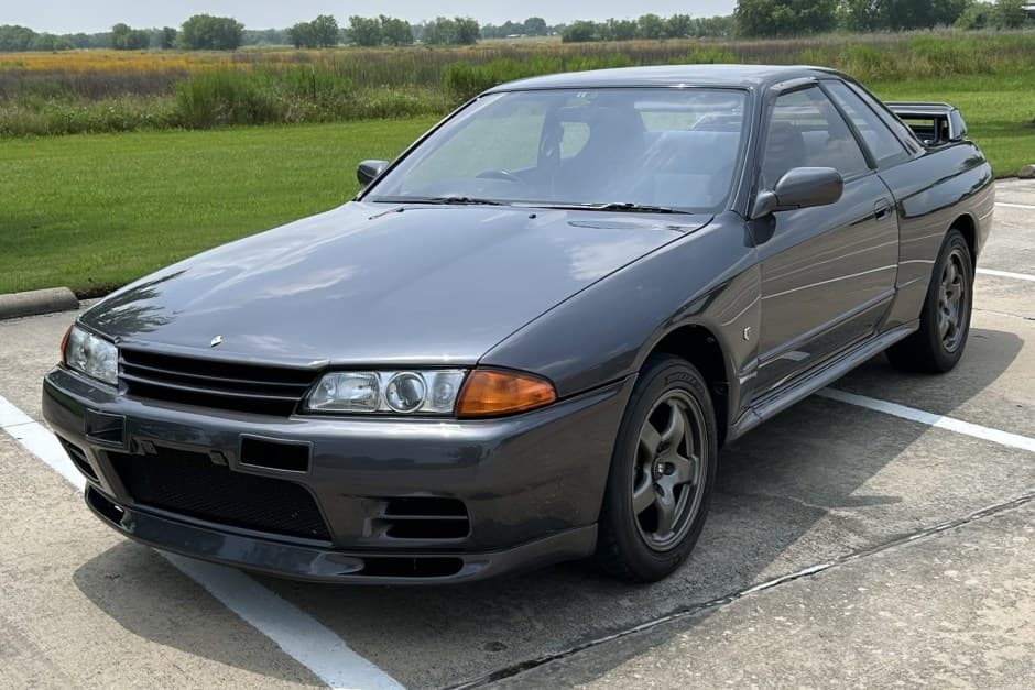 1990 Nissan R32 Skyline sold for $33,333