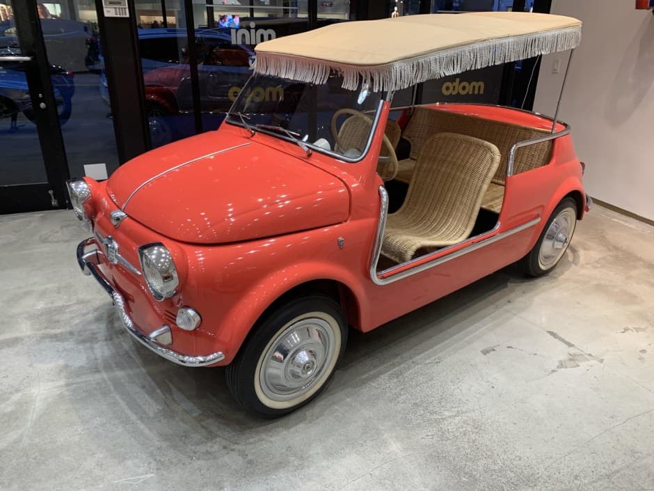 1958 Fiat 500 Jolly sold for $75,000