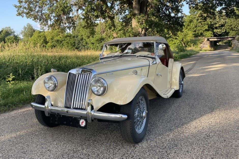 1955 MG TF sold for $31,500