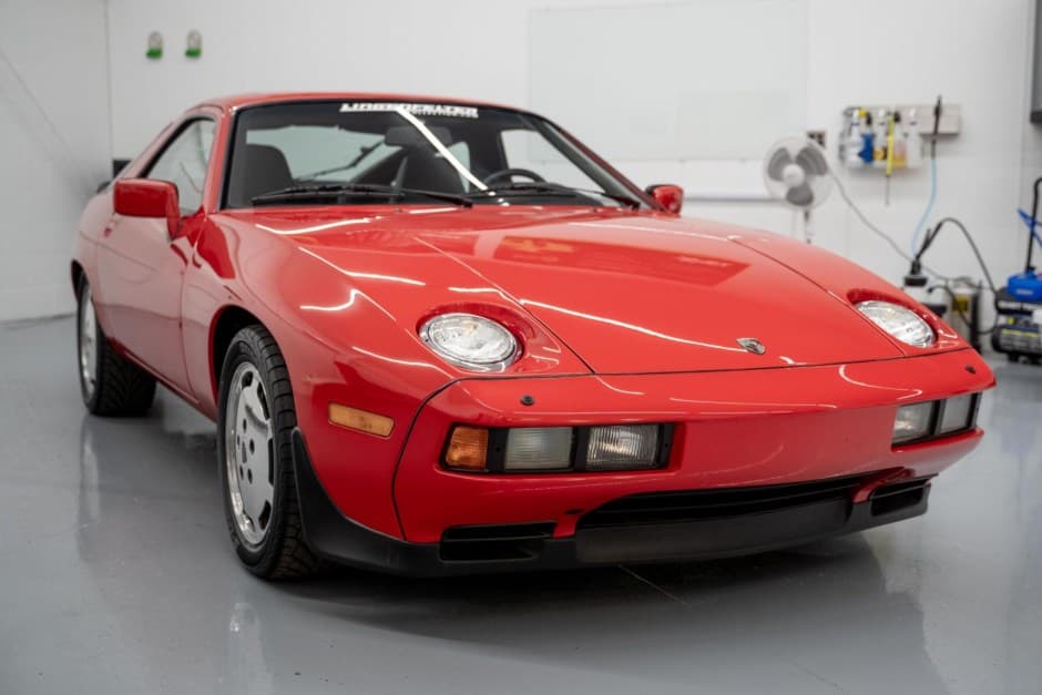 1984 Porsche 928 sold for $56,999
