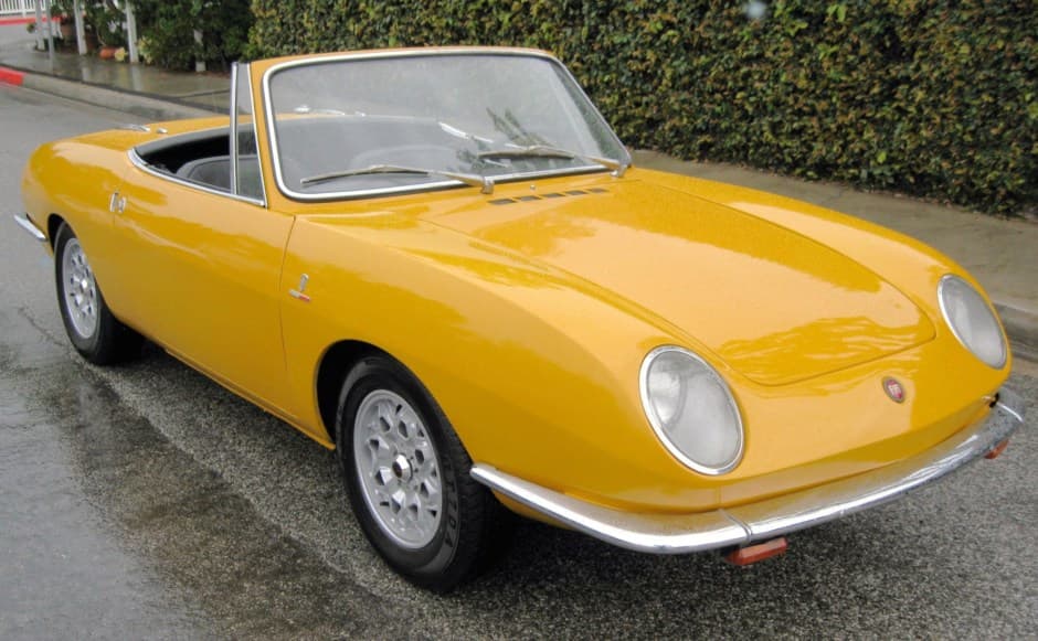 1970 Fiat 850 sold for $6,900