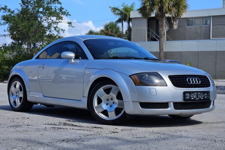 2000 Audi TT sold for $8,050
