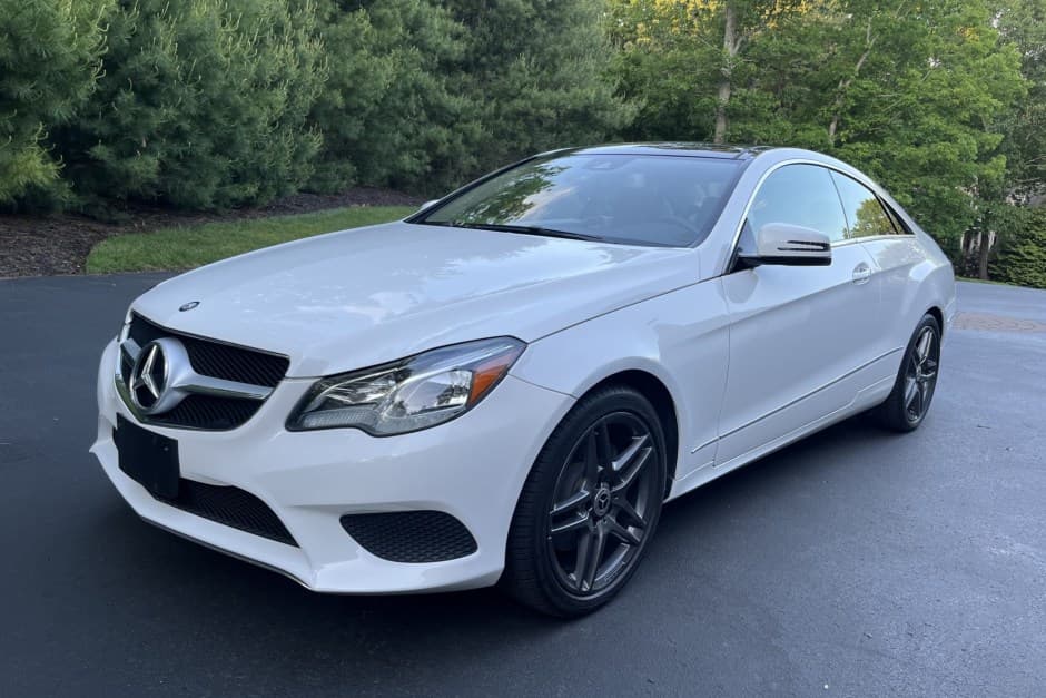 2014 Mercedes-Benz C207 E-Class Coupe/Cabriolet sold for $15,750