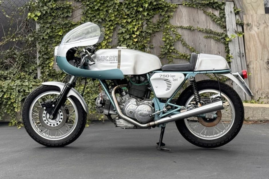 1974 Ducati 750 & 900 Super Sport (1973-1982) sold for $25,000