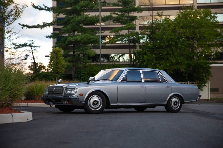 1995 Toyota Century sold for $18,500