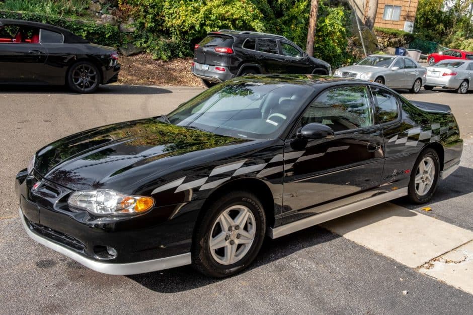 2001 Chevrolet Monte Carlo sold for $16,000
