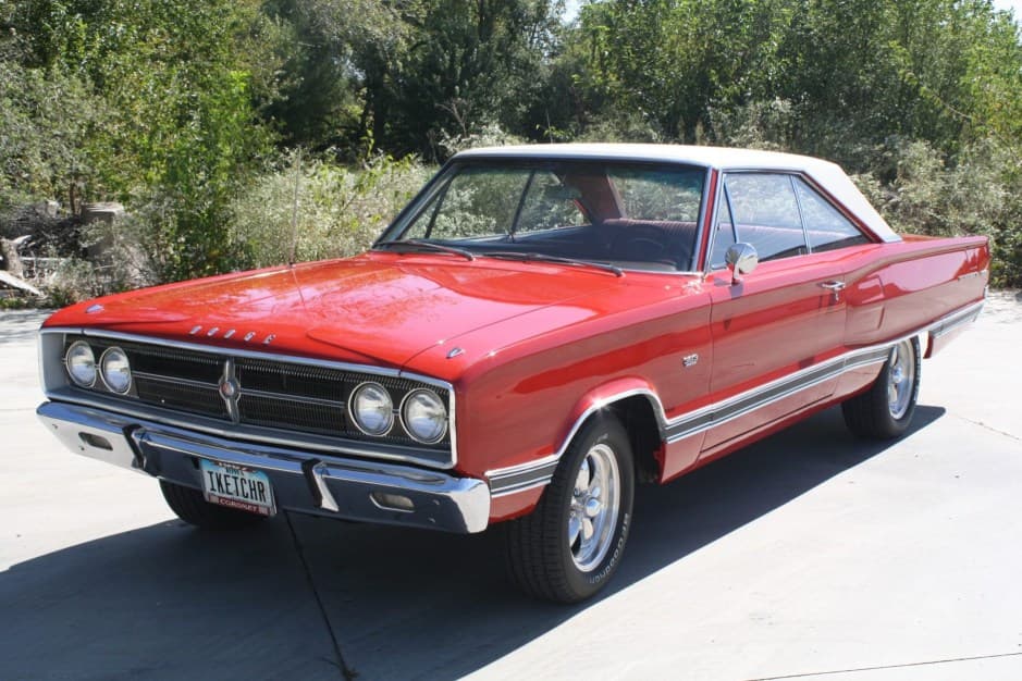1967 Dodge Coronet sold for $22,000