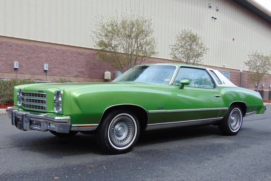 1976 Chevrolet Monte Carlo sold for $25,000