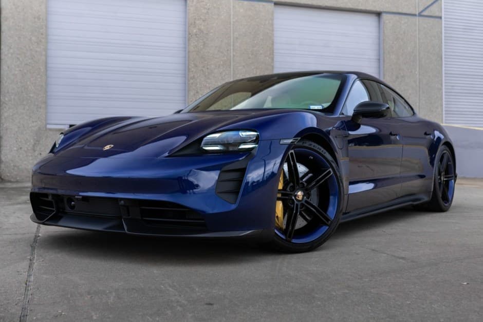 2021 Porsche Taycan sold for $125,200
