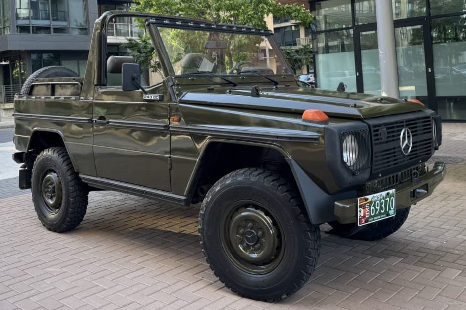 1985 Mercedes-Benz W460 Geländewagen sold for $28,250
