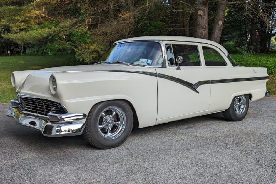 1956 Ford Fairlane sold for $15,000