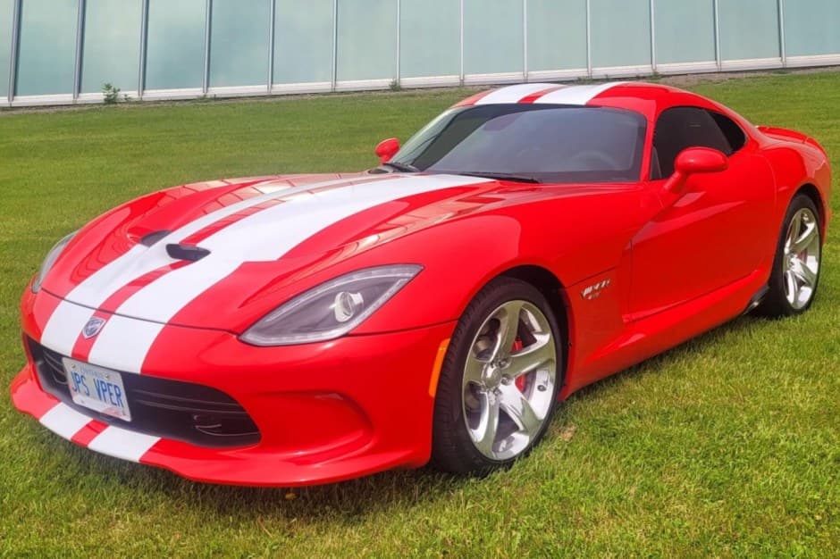 2015 Dodge Viper (2013-2017) sold for $100,000