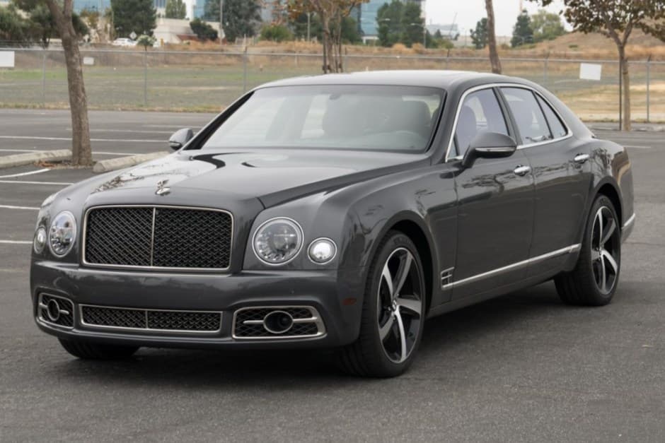 2017 Bentley Mulsanne (2011-2020) sold for $164,000