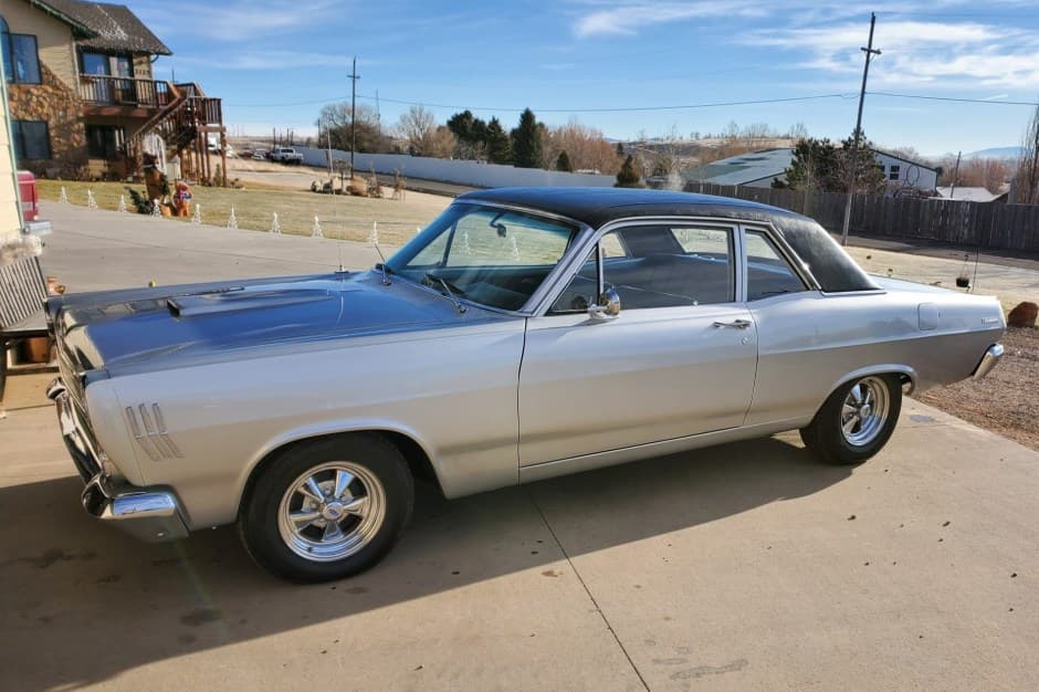1966 Mercury Comet sold for $11,900