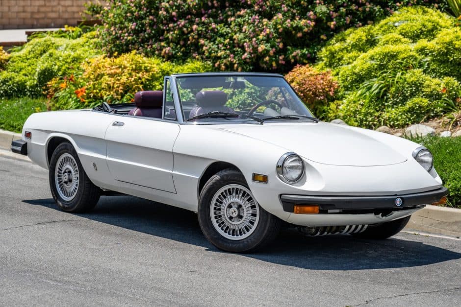 1978 Alfa Romeo 105/115 Spider Series 2 sold for $12,500