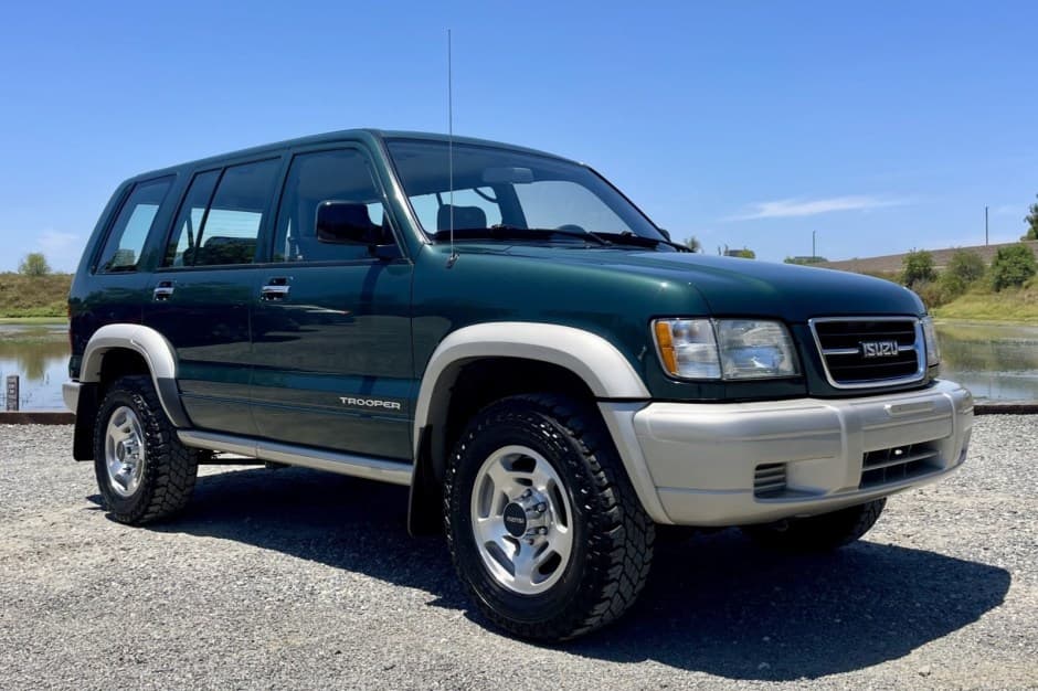 1998 Isuzu Trooper sold for $10,000