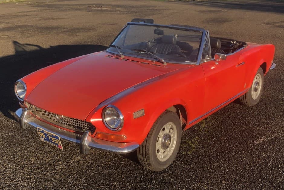 1971 Fiat 124 Spider (1966-1985) sold for $7,776