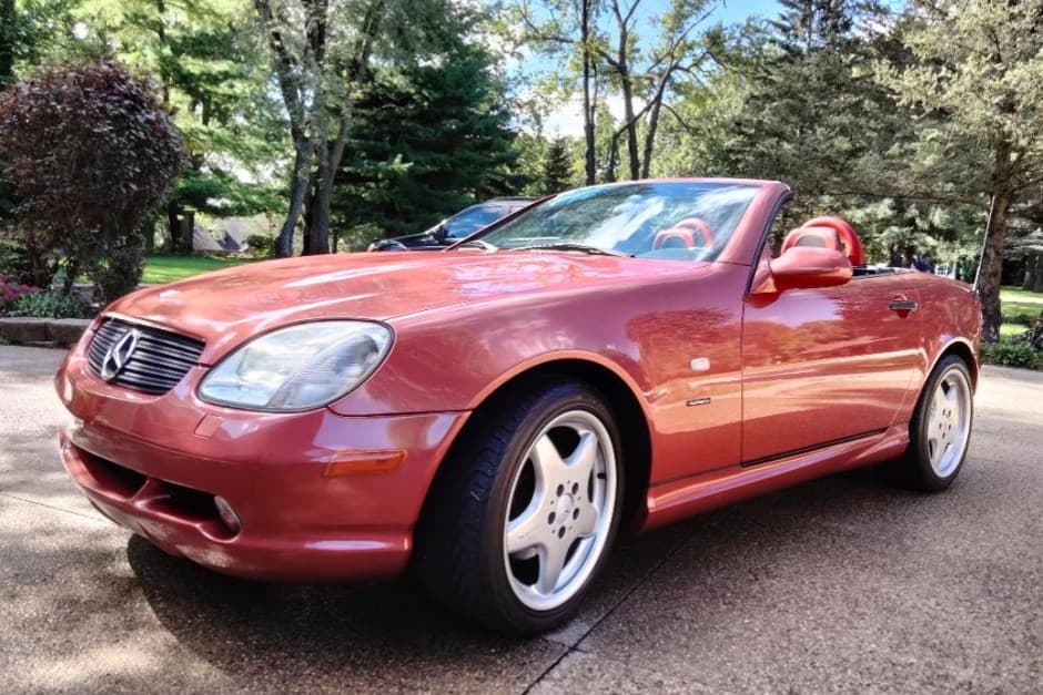 2000 Mercedes-Benz SLK-Class sold for $13,750