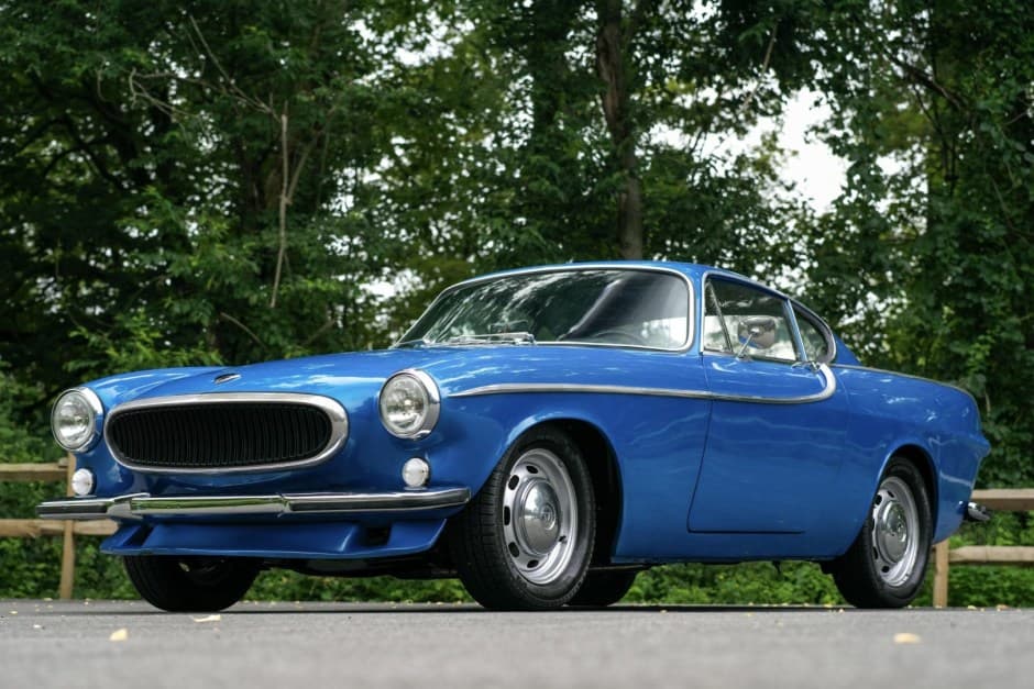 1966 Volvo P1800/1800 sold for $21,500