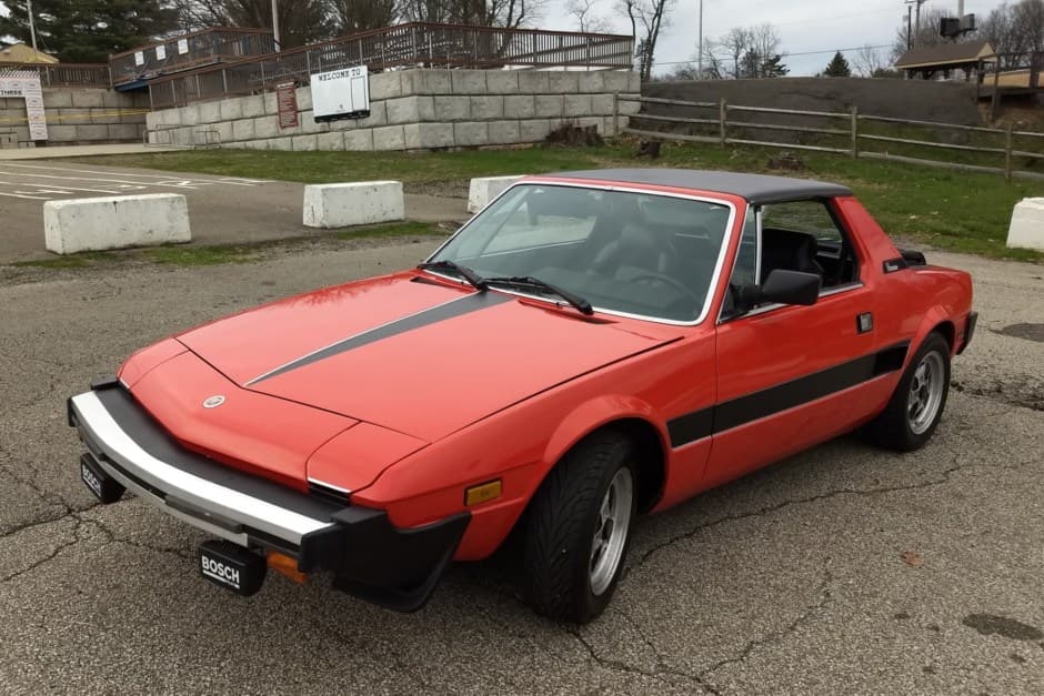 1980 Fiat X1/9 sold for $7,900
