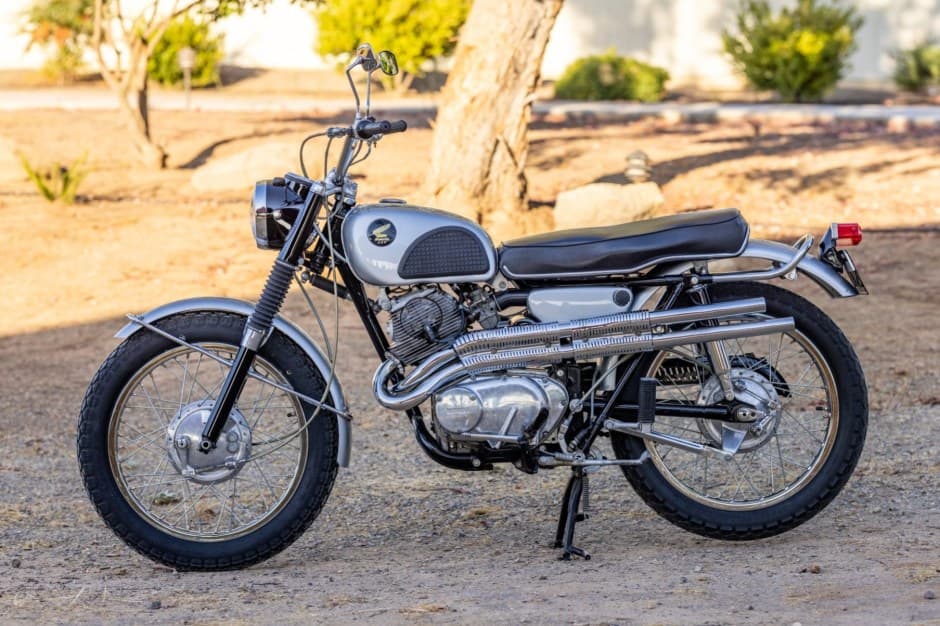 1964 Honda CL72, CB72, CA72, & C72 sold for $8,500