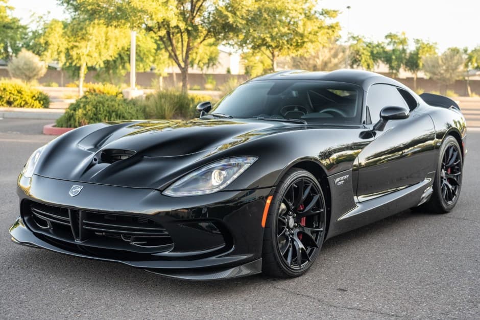 2015 Dodge Viper (2013-2017) sold for $120,000