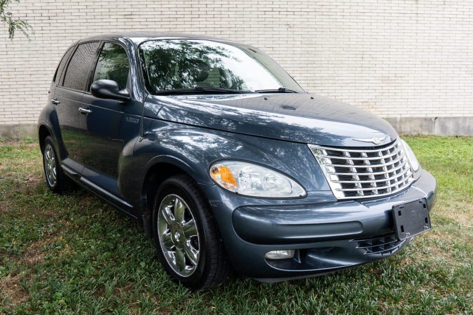 2003 Chrysler PT Cruiser sold for $2,800